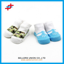 Chaussettes en carton 3D pour joli bébé, chaussettes florales en dentelle antidérapante pour bébé nouveau-né